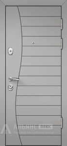 Дверь для квартиры с зеркалом внутреннего открывания №10 внешняя - фото